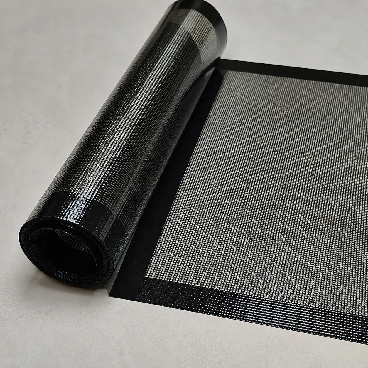 Rolled silicone mesh baking mat